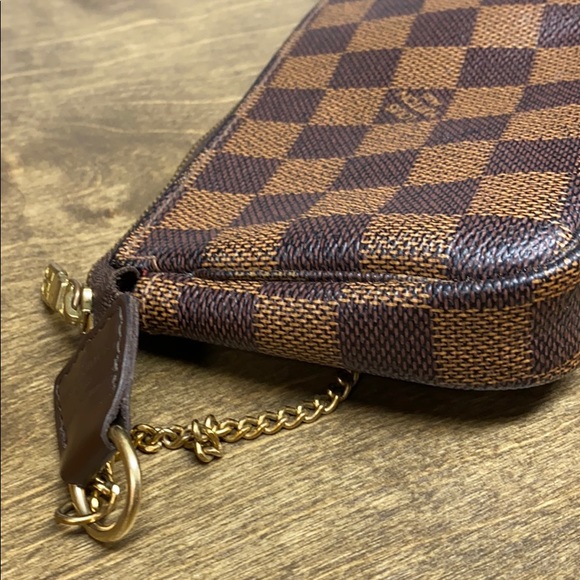 Louis Vuitton Mini purse - Picture 7 of 12